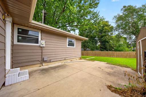 402 Sunset Court NE, Stewartville, MN 55976