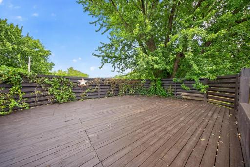 402 Sunset Court NE, Stewartville, MN 55976