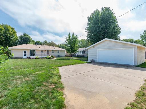 948 Main Street S, Shakopee, MN 55379