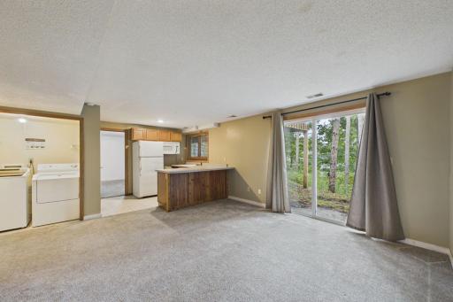 7018 43rd Street N, Oakdale, MN 55128