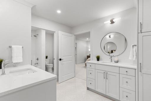 4717 Meadow Road, Edina, MN 55424