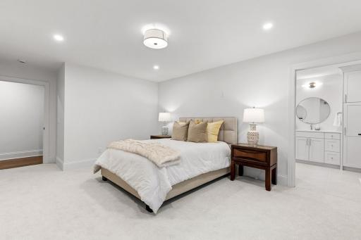 4717 Meadow Road, Edina, MN 55424
