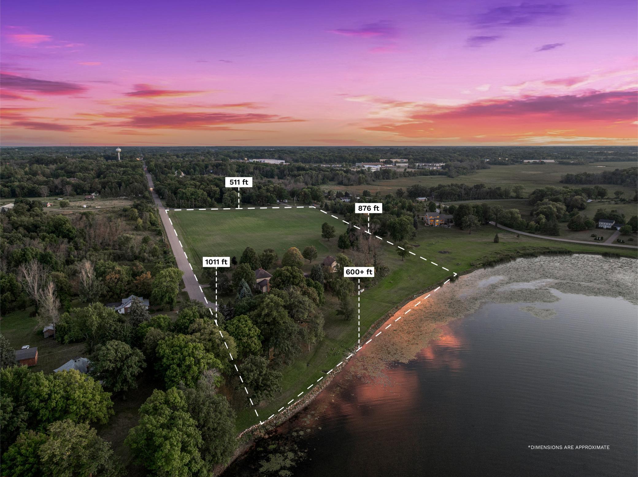 12+ acres of subdividable lakefront land with 600+' on Lake Independence — approximate property lines