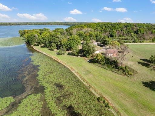 Lake Independence right outside your door.