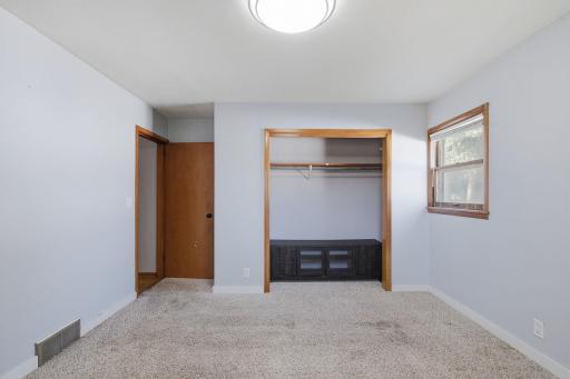 31-web-or-mls-261_Dupont_Ave_NE_Hector_MN_025.jpg