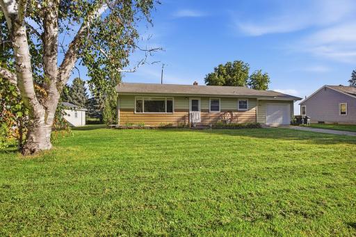 3-web-or-mls-261_Dupont_Ave_NE_Hector_MN_050.jpg