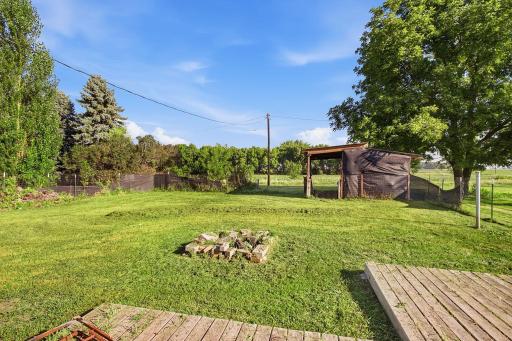 56-web-or-mls-261_Dupont_Ave_NE_Hector_MN_056.jpg
