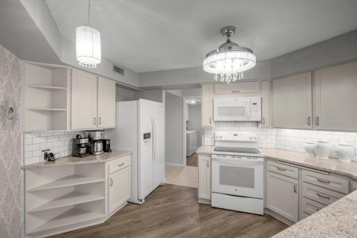 14501 Atrium Way, 225, Minnetonka, MN 55345
