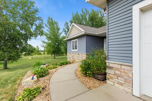 4-web-or-mls-793 157th St-7.jpg