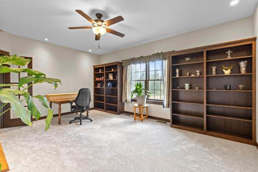 12-web-or-mls-793 157th St-27.jpg