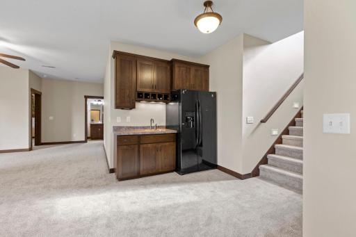 53-web-or-mls-793 157th St-156.jpg