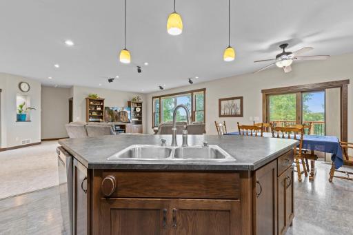 28-web-or-mls-793 157th St-60.jpg
