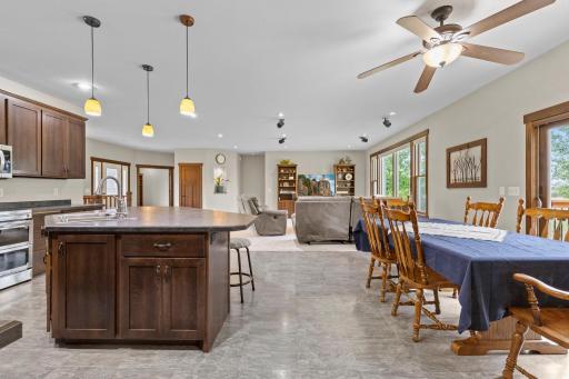 20-web-or-mls-793 157th St-105.jpg