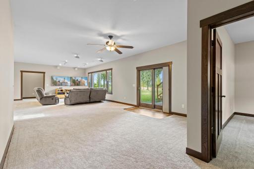 59-web-or-mls-793 157th St-174.jpg