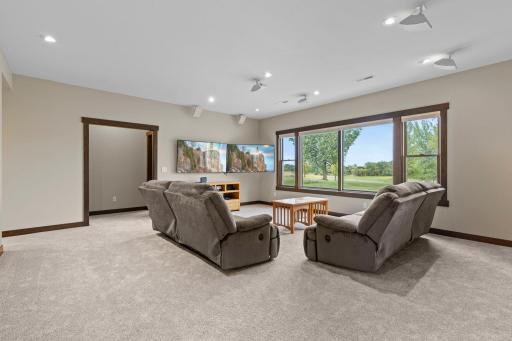 54-web-or-mls-793 157th St-159.jpg