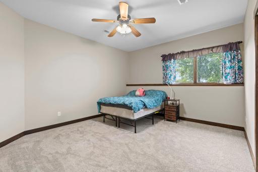 68-web-or-mls-793 157th St-201.jpg