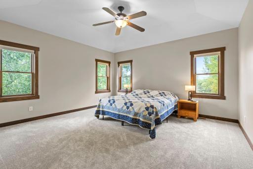 35-web-or-mls-793 157th St-111.jpg