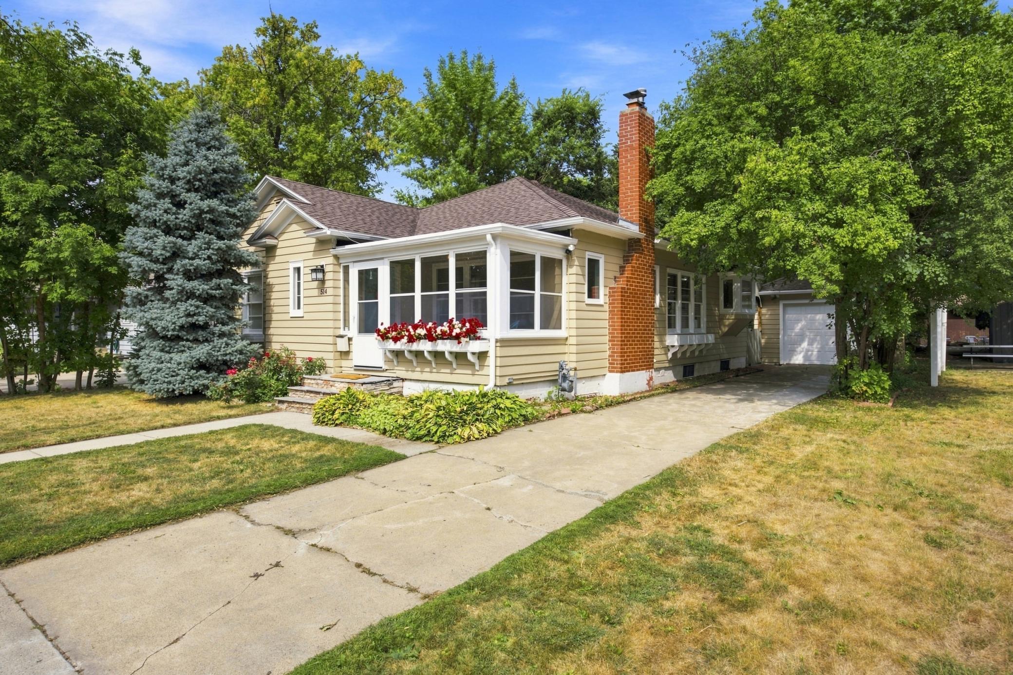Property photo for 514 4th Avenue S, Moorhead, MN 56560