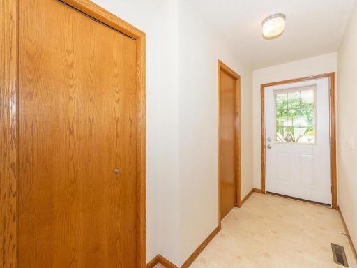 3a. Entry into home with large coat closet.jpg