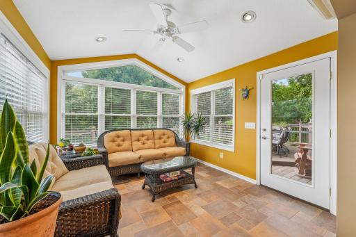 37-web-or-mls-Orchid Ln-S1809-037.jpg