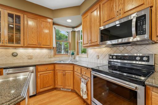 32-web-or-mls-Orchid Ln-S1809-032.jpg