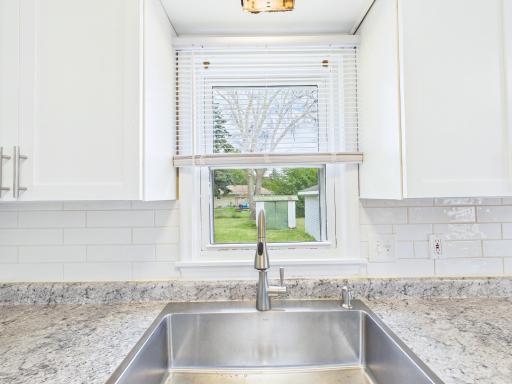 6306 Lee Avenue N, Brooklyn Center, MN 55429