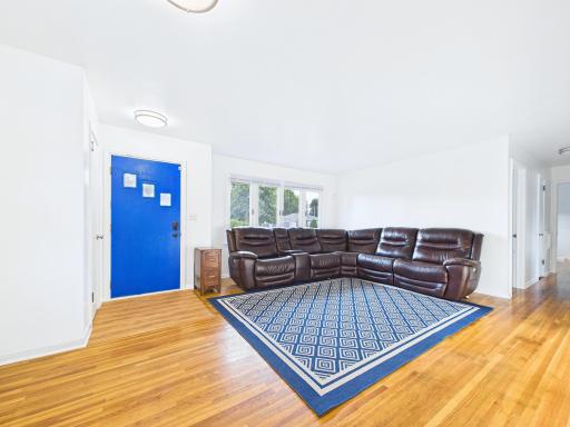 6306 Lee Avenue N, Brooklyn Center, MN 55429