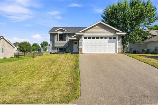 1381 Pheasant Run, New Richmond, WI 54017