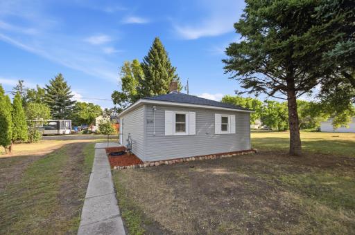 109 2nd Avenue SW, Dilworth, MN 56529