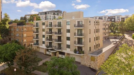 Photo for 2928 Dean Parkway, 5L, Minneapolis, MN 55416 - listing #7135902 This wonderful top-floor, corner-unit condo in The Ambassador on Dean Parkway has a bright, open floor plan and is conveniently located between three premier Minneapolis lakes: Bde Maka Ska, Lake of the Isles, and Cedar Lake.