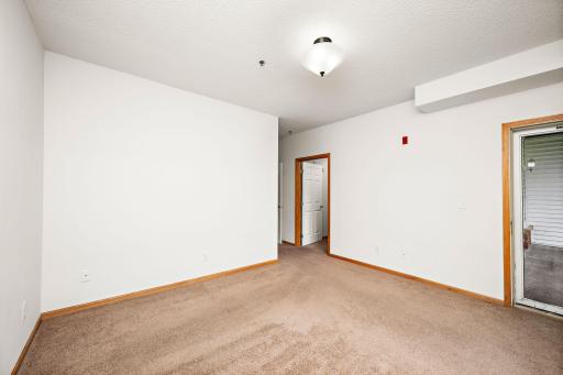 2100 Old School Road, 102, Mound, MN 55364