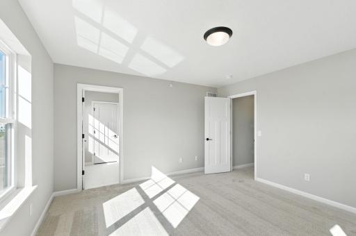 Primary en suite-All photos are used for illustrative purposes only