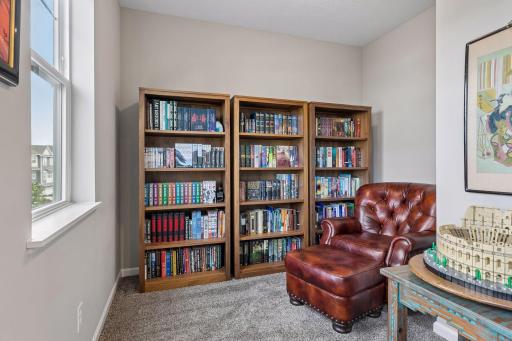 Extra nook/office off living room