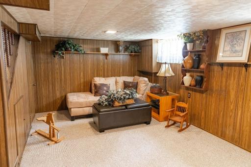 1540 Crawford Avenue, Falcon Heights, MN 55113