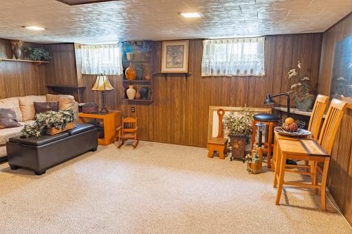 1540 Crawford Avenue, Falcon Heights, MN 55113