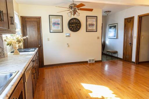 1540 Crawford Avenue, Falcon Heights, MN 55113