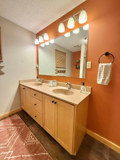Photo 79