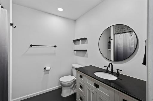 Upper Level Full Bath