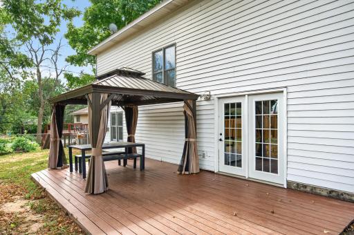 Gazebo and table stays!