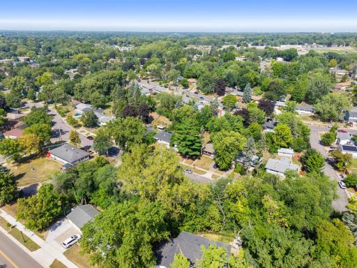 1523 Old Hudson Road, Saint Paul, MN 55106