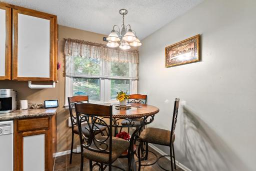 1523 Old Hudson Road, Saint Paul, MN 55106