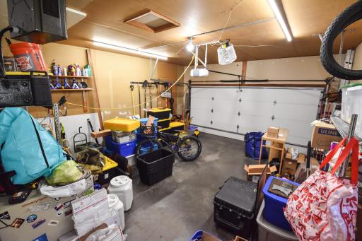 606 37th Avenue S, Moorhead, MN 56560