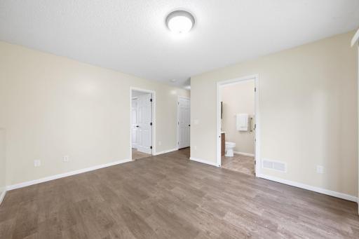 22-web-or-mls-609_Ingalls_Dr_Buffalo_MN_55313_018.jpg