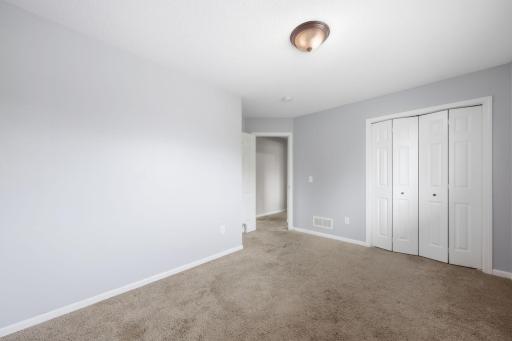 15-web-or-mls-609_Ingalls_Dr_Buffalo_MN_55313_011.jpg