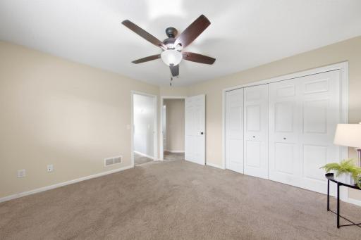 17-web-or-mls-609_Ingalls_Dr_Buffalo_MN_55313_013.jpg