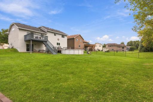 30-web-or-mls-609_Ingalls_Dr_Buffalo_MN_55313_026.jpg