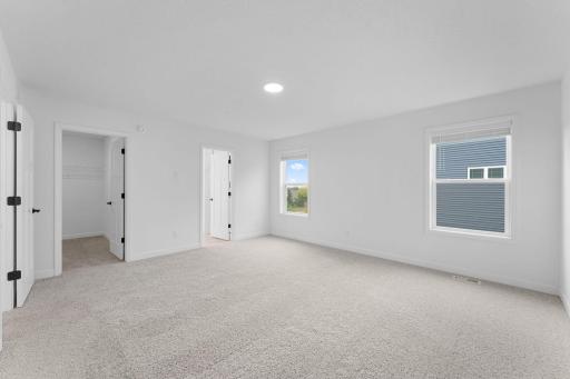 Experience restful comfort in the ownerâs suite