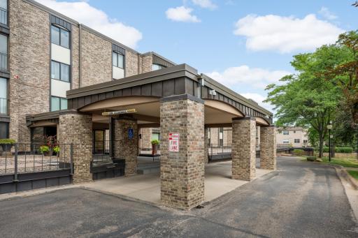 1077 Sibley Memorial Highway, 605, Mendota Heights, MN 55118