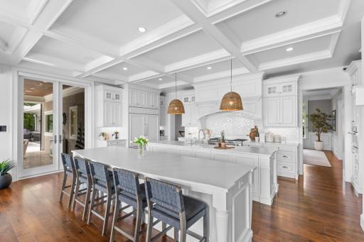 372 Ferndale Road S, Wayzata, MN 55391