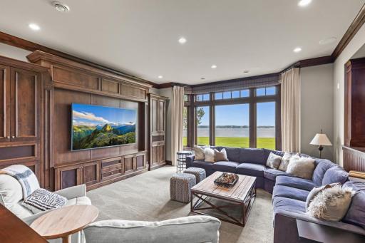 372 Ferndale Road S, Wayzata, MN 55391